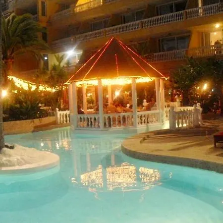 Atlantic Ocean & Beach Views - Holiday Club דירה