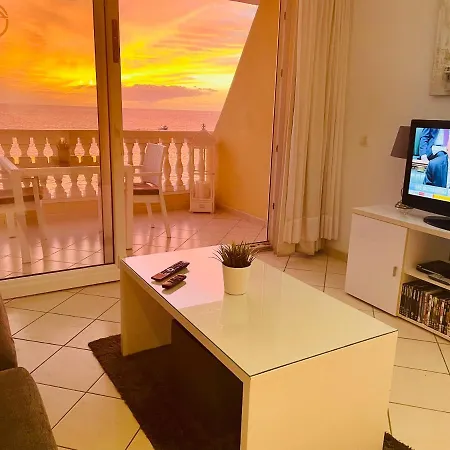 Atlantic Ocean & Beach Views - Holiday Club * Arguineguin